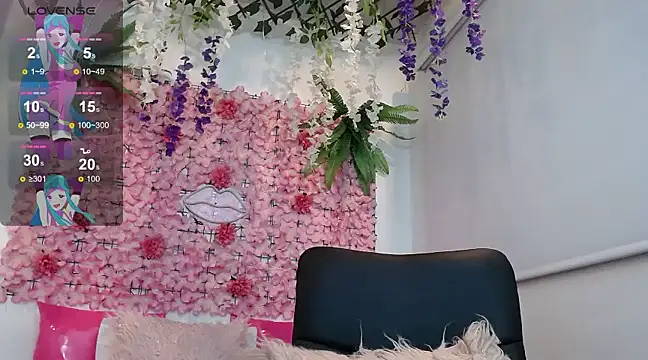 BLONDE SEXYHOT online show from 03-04-25, 05:11