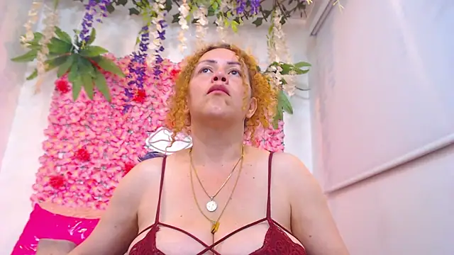 BLONDE SEXYHOT online show from 07-21-26, 12:13