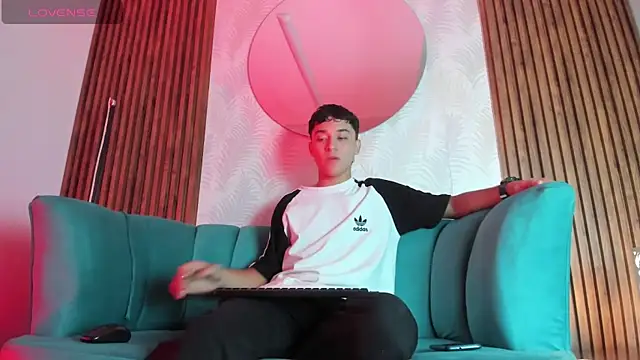 Austin Cardieff online show from 02-15-25, 12:11