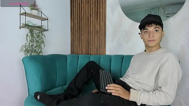 Austin Cardieff online show from 03-18-25, 12:58