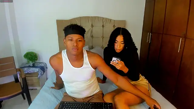 sasha fox00 online show from 02-13-25, 01:19