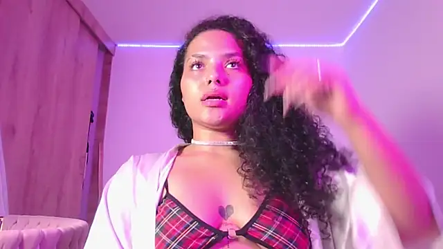 abril ricci online show from 10-20-25, 03:29