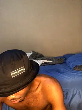 Snapshot of kinglorad chatting on 12-01-25, 11:32 kinglorad online show from 12-01-25, 11:32