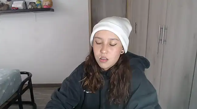 Skarlet Adams28 online show from 01-09-25, 10:20