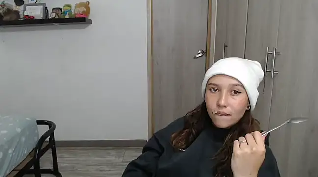 Skarlet Adams28 online show from 01-10-25, 01:21