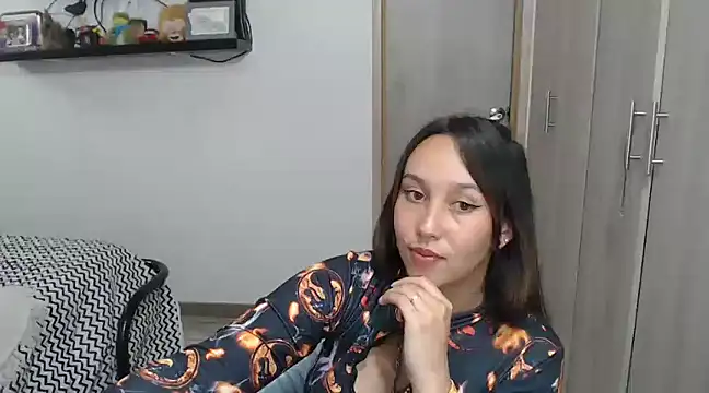 Skarlet Adams28 online show from 01-14-25, 01:47