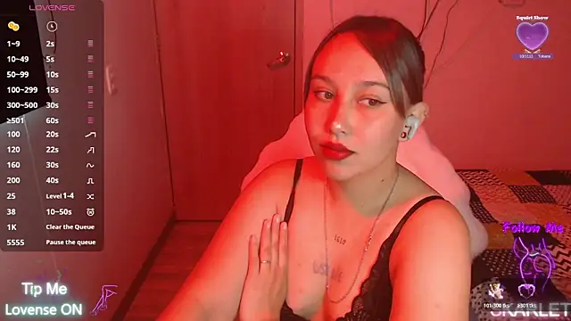 Skarlet Adams28 online show from 10-28-25, 07:27