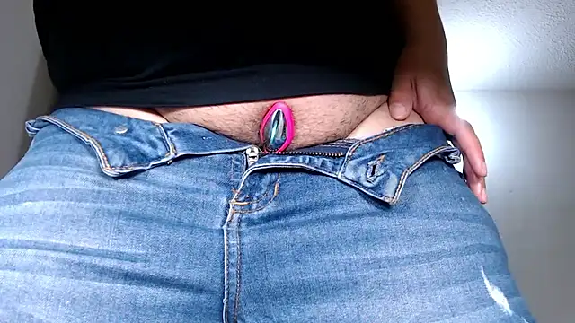 EmmyHorny  online show from 04-27-26, 04:10