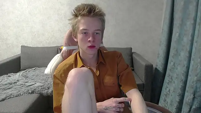 Snapshot of sweetserenity5 chatting on 02-20-25, 10:48 sweetserenity5 online show from 02-20-25, 10:48