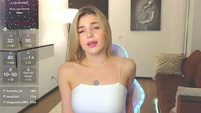 Snapshot of adrianawow1 chatting on 03-20-25, 12:30 adrianawow1 online show from 03-20-25, 12:30