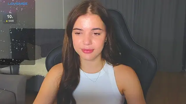 Snapshot of adrianawow1 chatting on 09-21-25, 11:06 adrianawow1 online show from 09-21-25, 11:06