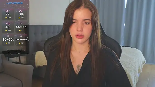 Snapshot of adrianawow1 chatting on 10-06-25, 05:38 adrianawow1 online show from 10-06-25, 05:38