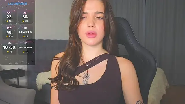 Snapshot of adrianawow1 chatting on 10-20-25, 12:00 adrianawow1 online show from 10-20-25, 12:00