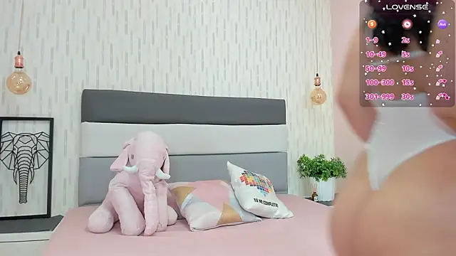 ALICESTARKK online show from 01-23-25, 07:18