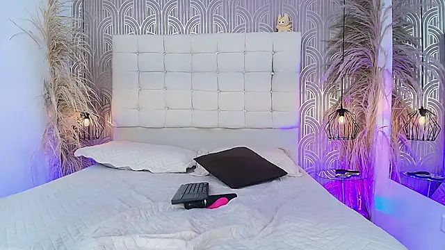 LeylaRangel online show from 11-25-25, 03:50