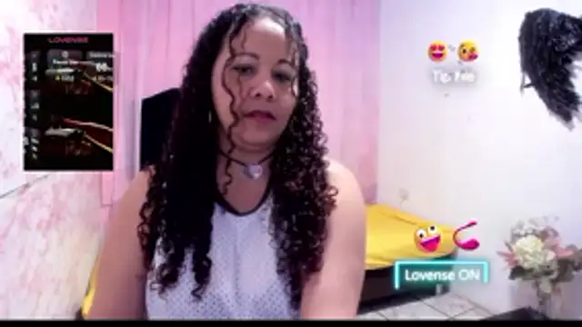 Snapshot of Brunette_sasha chatting on 11-26-25, 07:15 Brunette sasha online show from 11-26-25, 07:15