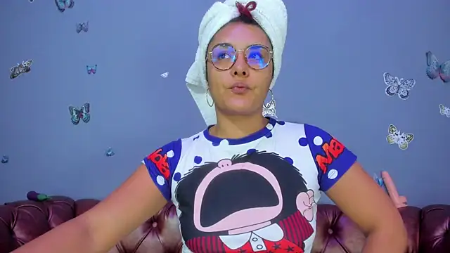 Kaira mosse online show from 07-25-26, 10:13