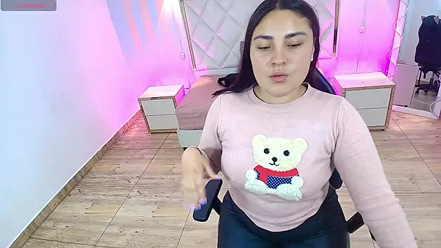 Snapshot of Brendda_tay chatting on 09-14-25, 03:05 Brendda tay online show from 09-14-25, 03:05