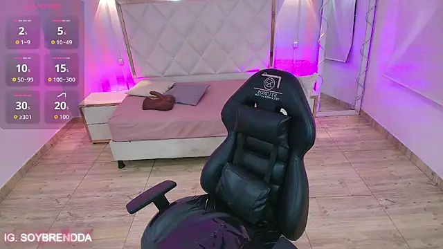 Snapshot of Brendda_tay chatting on 11-10-25, 03:16 Brendda tay online show from 11-10-25, 03:16