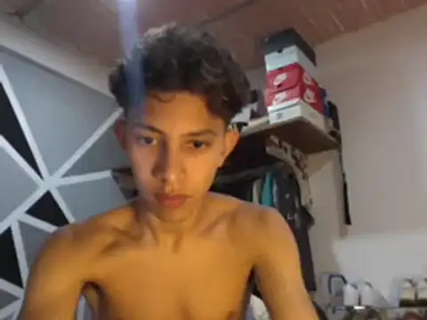 Snapshot of ferchitibellako chatting on 12-31-24, 01:26 ferchitibellako online show from 12-31-24, 01:26