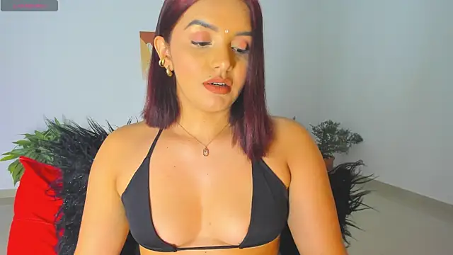 Melanyprada online show from 09-14-25, 11:04