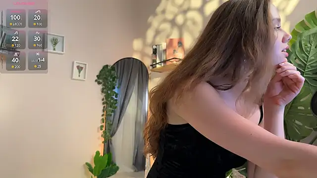 Snapshot of Julie_Rhodes chatting on 01-07-25, 07:06 Julie Rhodes online show from 01-07-25, 07:06