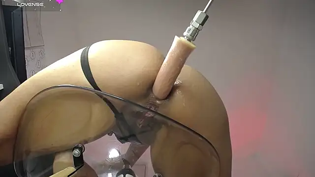 Snapshot of lily_riod chatting on 10-03-25, 05:37 lily riod online show from 10-03-25, 05:37