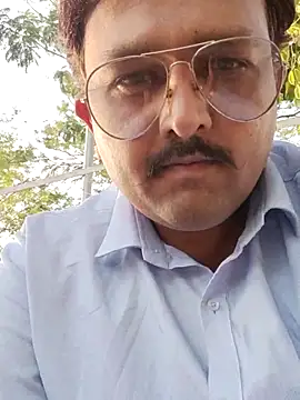 Snapshot of Akhil3290 chatting on 05-07-26, 01:05 Akhil3290 online show from 05-07-26, 01:05