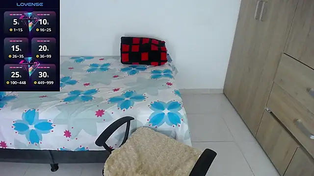 miajoseph  online show from 09-28-25, 04:29