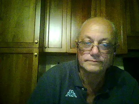 Snapshot of gianbragallini chatting on 09-22-25, 09:39 gianbragallini online show from 09-22-25, 09:39