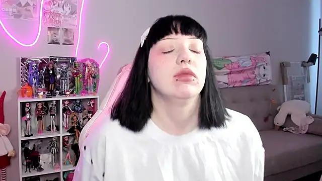 SweetieMollyy online show from 11-20-25, 09:53