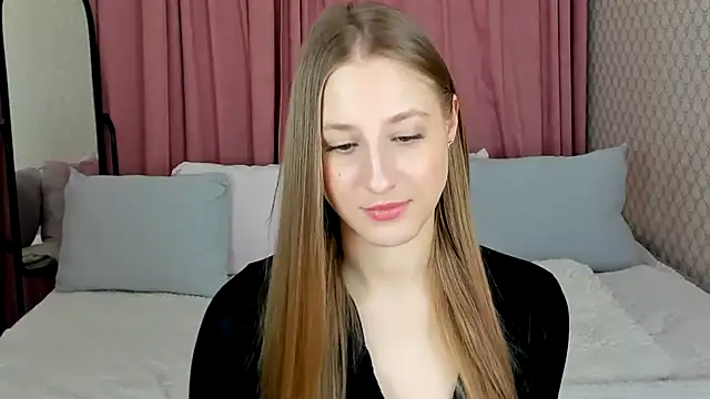 BritneyCruze online show from 02-03-25, 08:24