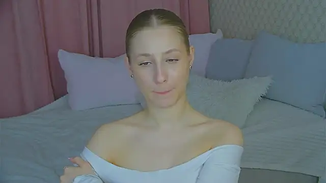 BritneyCruze online show from 03-21-25, 11:01