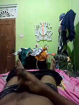 Snapshot of Cute_boleh chatting on 09-09-25, 05:01 Cute boleh online show from 09-09-25, 05:01