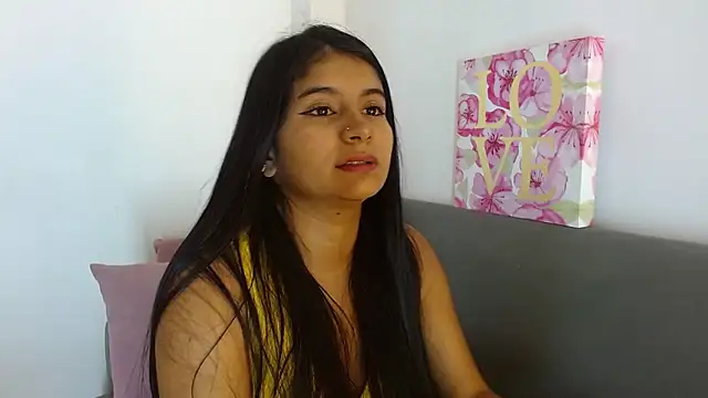 anahi  s online show from 03-05-25, 09:04