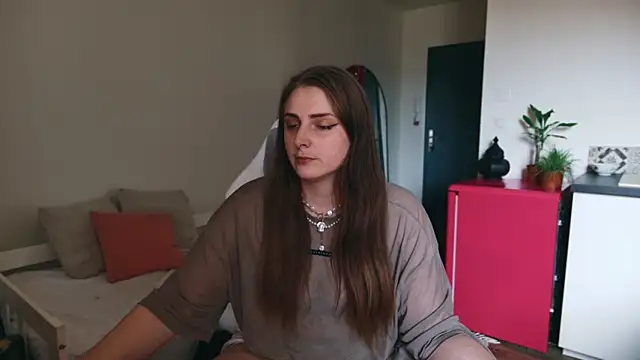ce leste   online show from 05-19-26, 01:06