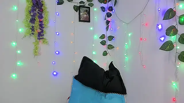 Snapshot of _Jakke chatting on 01-26-25, 11:18 Jakke online show from 01-26-25, 11:18