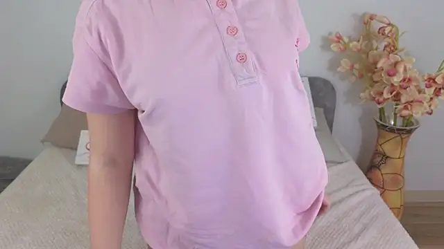 Ellie Sunset online show from 02-06-25, 05:19