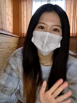 Snapshot of Kurage_chan chatting on 02-21-25, 03:12 Kurage chan online show from 02-21-25, 03:12