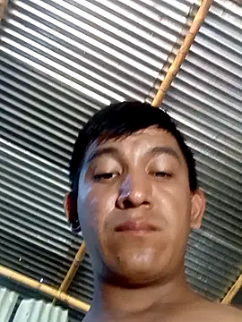 Snapshot of Alexio1997 chatting on 10-26-25, 12:11 Alexio1997 online show from 10-26-25, 12:11