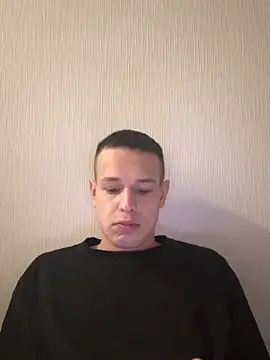 pretty roman online show from 04-22-26, 03:46