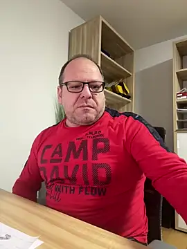 Snapshot of coupleLatinaLovers chatting on 12-13-24, 05:38 coupleLatinaLovers online show from 12-13-24, 05:38