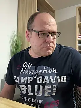 Snapshot of coupleLatinaLovers chatting on 12-19-24, 05:29 coupleLatinaLovers online show from 12-19-24, 05:29