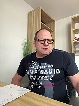 Snapshot of coupleLatinaLovers chatting on 01-02-25, 09:54 coupleLatinaLovers online show from 01-02-25, 09:54