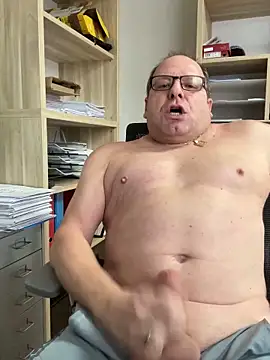 Snapshot of coupleLatinaLovers chatting on 01-02-25, 12:57 coupleLatinaLovers online show from 01-02-25, 12:57