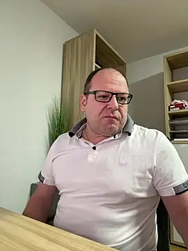 Snapshot of coupleLatinaLovers chatting on 02-03-25, 05:18 coupleLatinaLovers online show from 02-03-25, 05:18