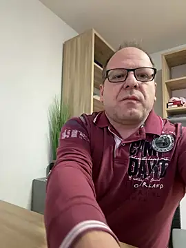 Snapshot of coupleLatinaLovers chatting on 02-04-25, 07:18 coupleLatinaLovers online show from 02-04-25, 07:18