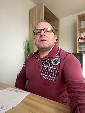 Snapshot of coupleLatinaLovers chatting on 02-04-25, 11:49 coupleLatinaLovers online show from 02-04-25, 11:49