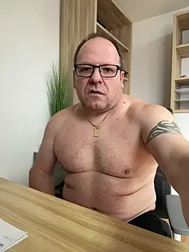 Snapshot of coupleLatinaLovers chatting on 02-10-25, 09:14 coupleLatinaLovers online show from 02-10-25, 09:14