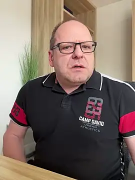 Snapshot of coupleLatinaLovers chatting on 03-10-25, 11:21 coupleLatinaLovers online show from 03-10-25, 11:21